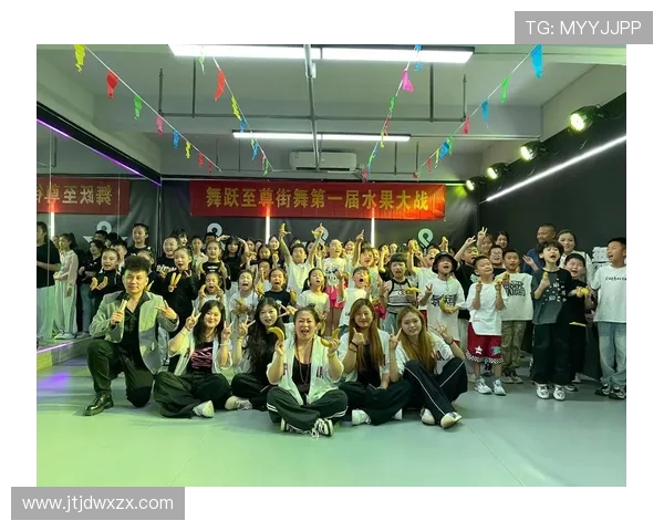 南京街舞队技术革新引发热议街舞文化新潮流探讨