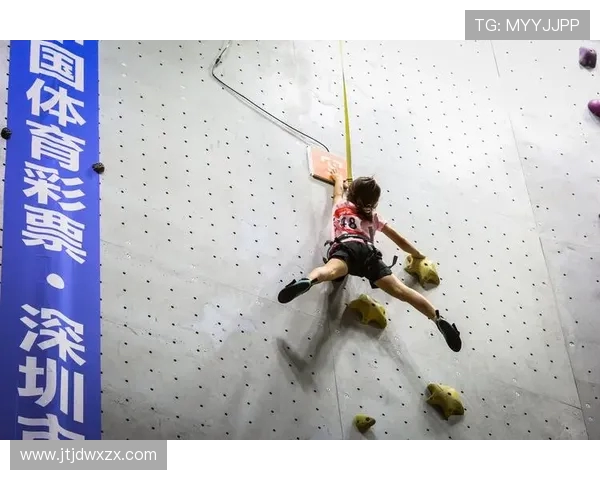 深圳攀岩队的默契配合与团队精神探讨聚焦攀岩运动的未来发展 深圳攀岩队的默契配合与团队精神探讨聚焦攀岩运动的未来发展