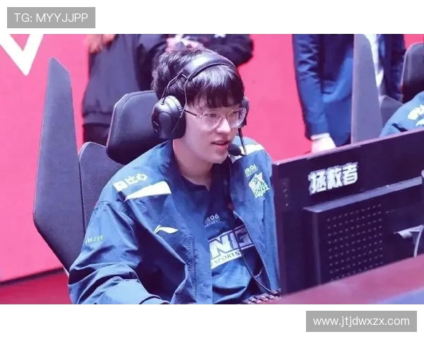 RulerADC崛起：电竞赛事中不容忽视的明星ADC选手背后故事解析