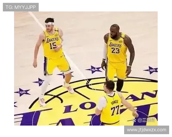 2010年湖人与雷霆的激烈对决回顾与精彩瞬间分析