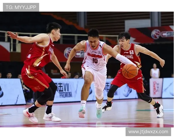 广东宏远与青岛激战正酣直播精彩瞬间不容错过